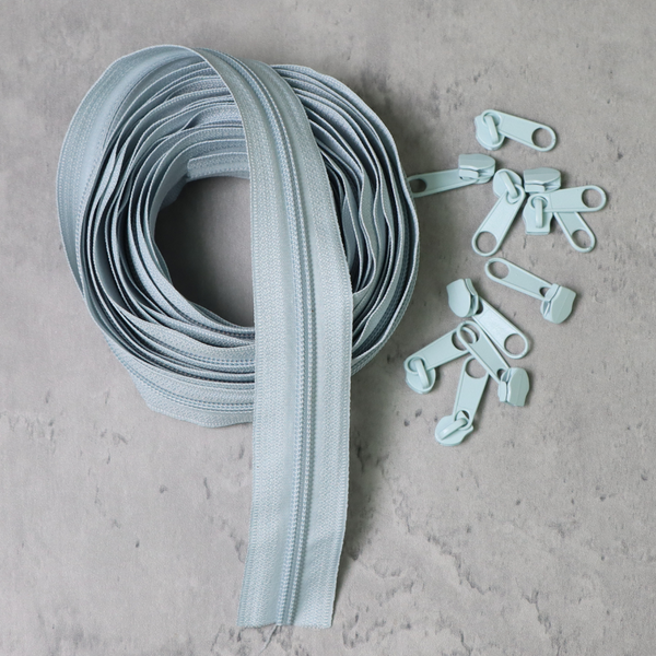 5 Yards Zipper Tape (10 Pulls)- Lt. Grey