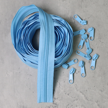 5 Yards Zipper Tape (10 Pulls)- Sky Blue
