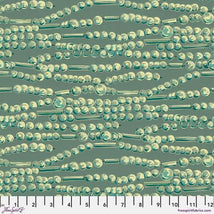 Holly Day-Garland Green PWMN062.GREEN