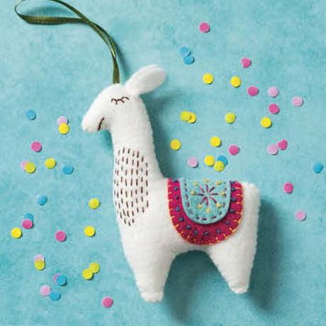 Wool Mix Felt Craft Kit-Llamas 8044R
