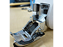 Dual Feed 1/4 inch Guide Foot, SA205